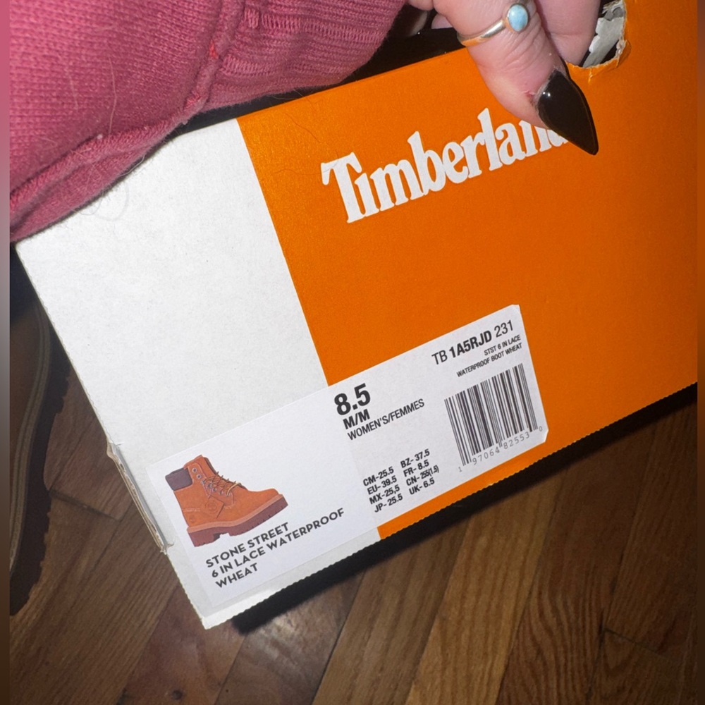 FINAL PRICE NWB Timberland Women’s Stone Street 6 In Boot Color Wheat - Picture 7 of 7